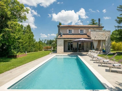 Villa Tena