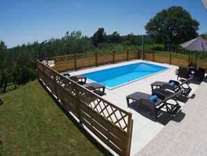 Apartamento Spacious apartment with views of the vineyards