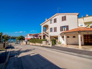 Appartement Pješčana Uvala Buitenaudio-opname 1