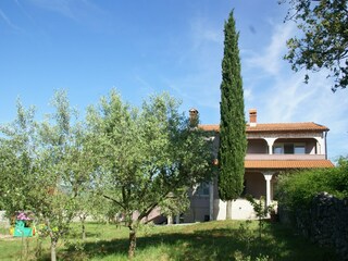 Apartment Rakalj Außenaufnahme 4