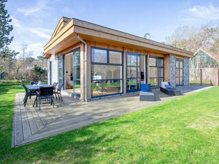 Terrasse und Garten