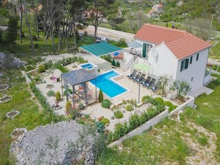 Vakantiehuis Nerežišća Buitenaudio-opname 7