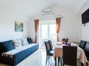 Pleasant Apartment on the Croatian Islands - Malinska - image1