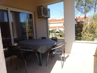 Apartment Malinska Außenaufnahme 5