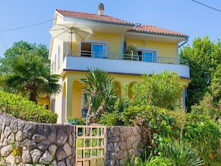 Apartment Malinska Außenaufnahme 7