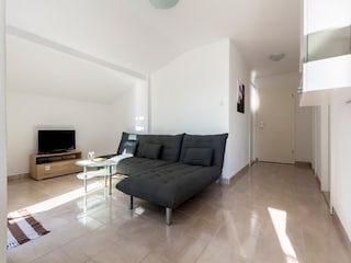 Apartment Rasopasno Ausstattung 9