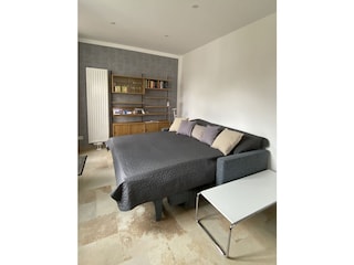 Schlafsofa im Wohnzimmer (bei 4 Personen)