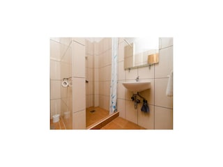 Apartment Drace Features 14