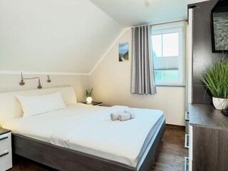 Schlafzimmer 3