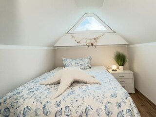 Schlafzimmer 4