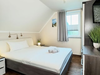 Schlafzimmer 3