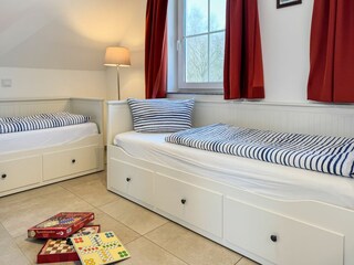Schlafzimmer 3