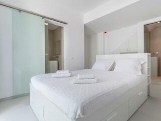 Villa Achlia Caratteristiche 13