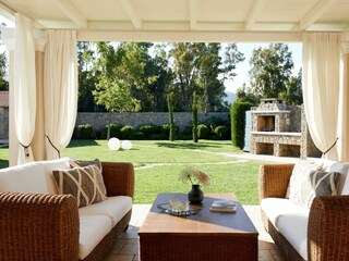 Villa Dassia Caratteristiche 15