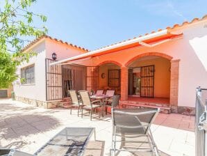 Schöne Villa mit privatem Swimmingpool an der Costa Brava - Sant Pere Pescador - image1