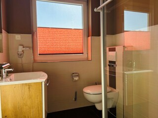 zweites Badezimmer