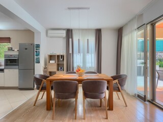 Villa Tinjan Caratteristiche 16