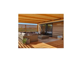 Caravan Pomer  25