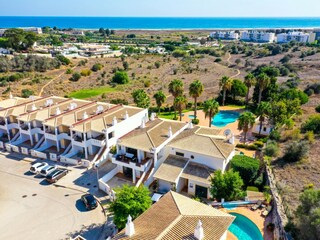 Villa Lagos Outdoor Recording 8