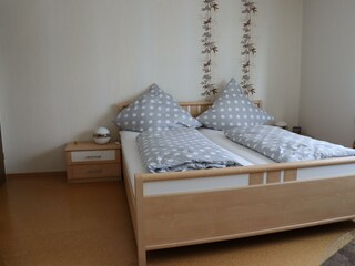 Schlafzimmer 3