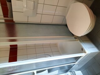 Standard-Dusche + WC