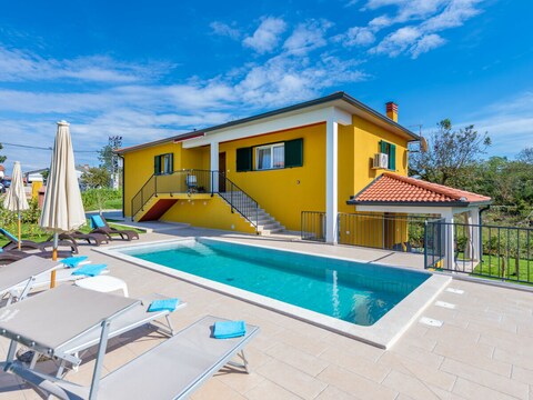 Villa Jole
