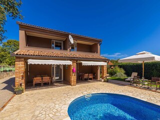 Casa per le vacanze Linardići Registrazione all'aperto 1