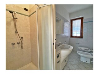 Vakantieappartement Marina di Campo Badkamer 21