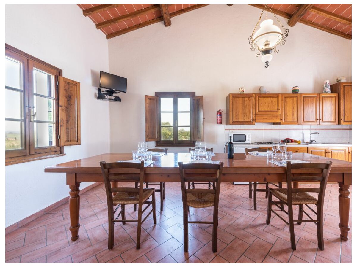 Villa Gambassi Terme Features 1