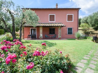 Villa Gambassi Terme Buitenaudio-opname 14