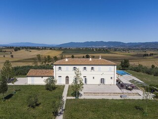 Villa Cortona Buitenaudio-opname 2