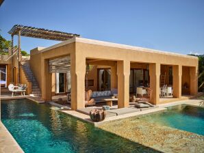 Maison de vacances Villa de quatre chambres avec vue sur Es Vedra - Cala d'Hort - image1