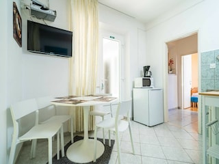 Apartment Lumbarda Features 4