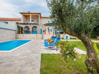 Villa Oprtalj Außenaufnahme 9