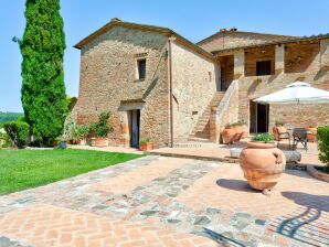 Casa de vacaciones Scenic Holiday Home en Montalcino con piscina - Buen Convento - image1