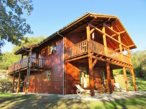 Holiday park Secluded holiday home near Sarlat - Souillac - image1