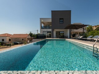 Villa Maslenica Außenaufnahme 4