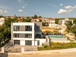 Villa Maslenica Buitenaudio-opname 21