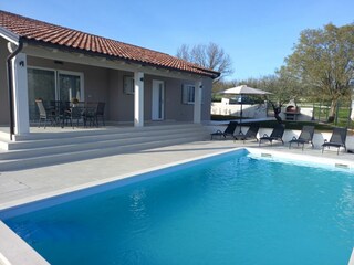 Casa per le vacanze Tinjan Registrazione all'aperto 3