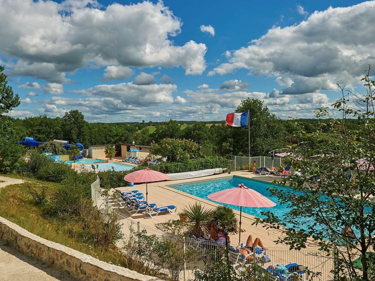 Ferienpark Fumel Außenaufnahme 1