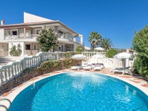 Luxury Villa with Jacuzzi in Les Issambres - Les Issambres - image1