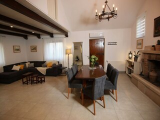 Villa Nerežišća Features 27