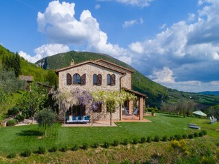 Holiday house Mantignana Outdoor Recording 3