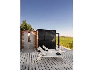 Außensauna mit Dusche