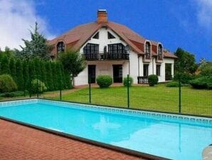 Holiday house Large holiday villa with swimming pool, Brenna - Wisla - image1