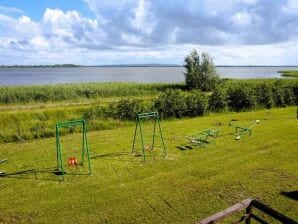 Holiday house Haus mit Seeblick, nah am Meer, für 6 Personen - Podamirowo - image1