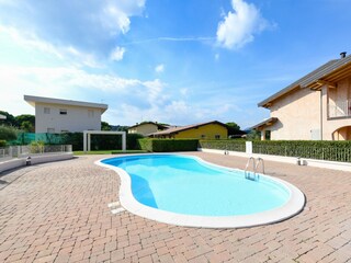 Appartement Manerba del Garda Buitenaudio-opname 1