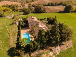 Maison de vacances Charmante villa avec piscine près de la mer - Morrovalle - image1