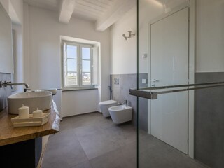 Villa Mogliano Features 50