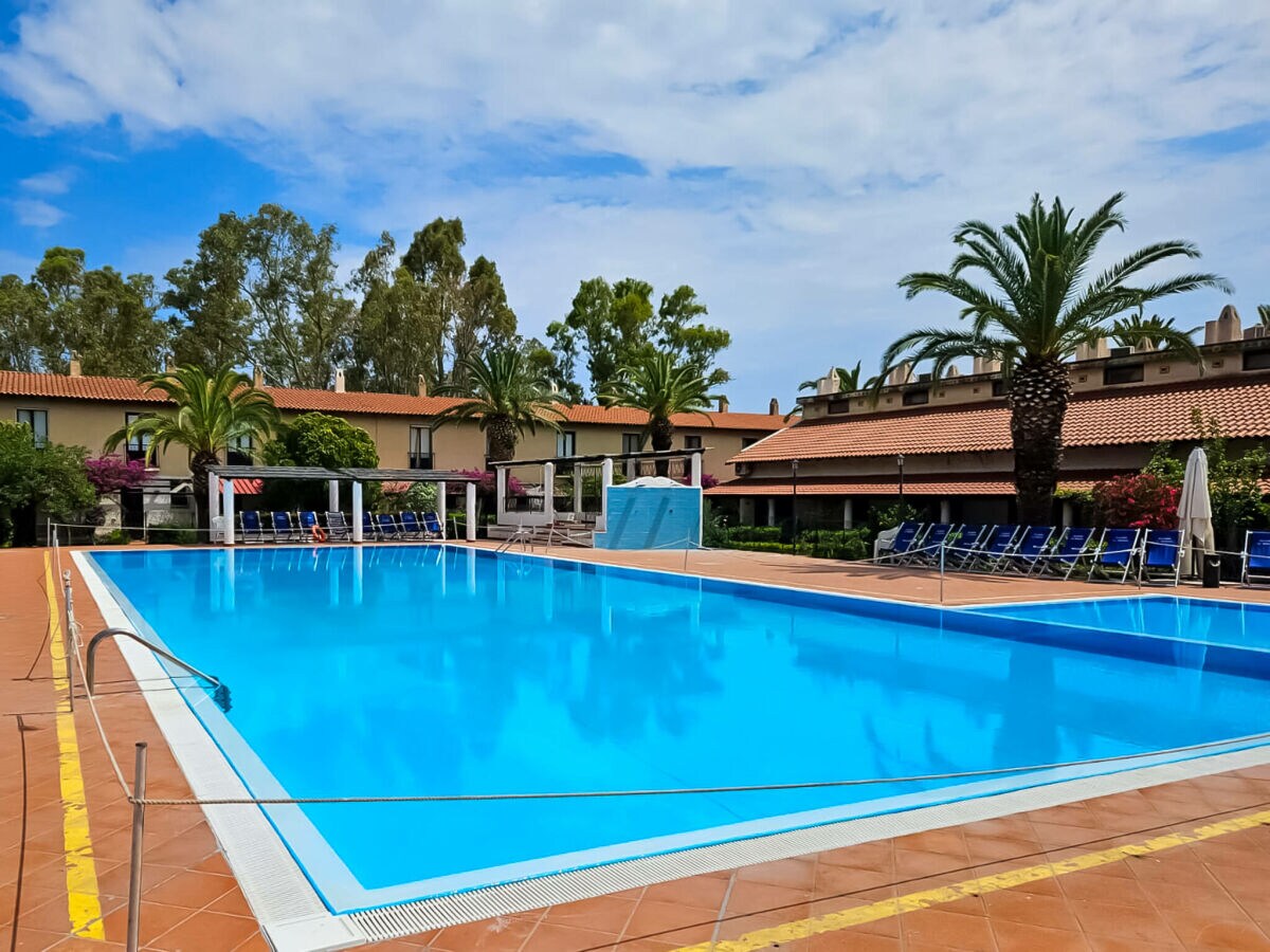 Vacation apartment with pool at La Tonnara resort